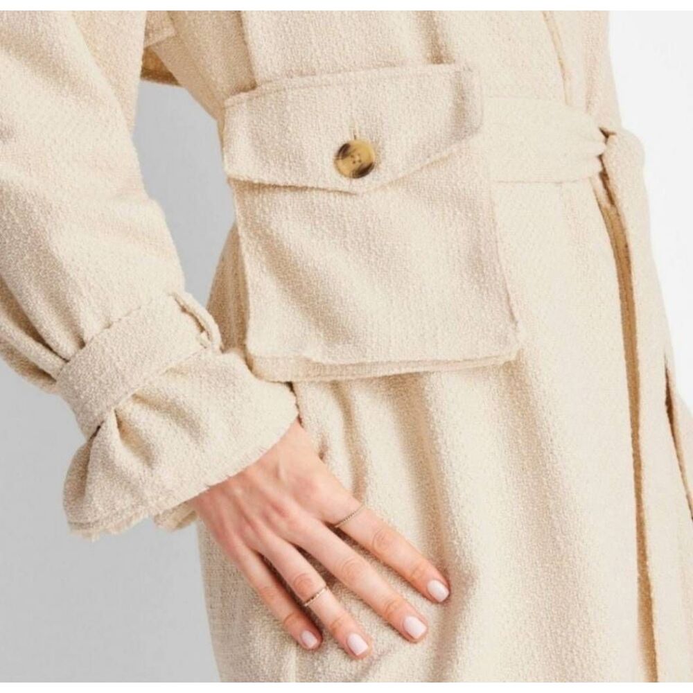 Future Collective Women's Cream Coat. Size 3X - Picture 6 of 7